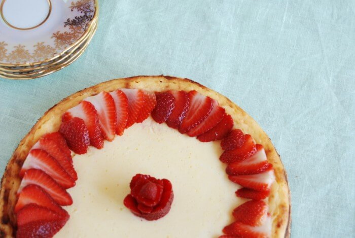 A low-carb and gluten-free cheesecake sure to delight!
