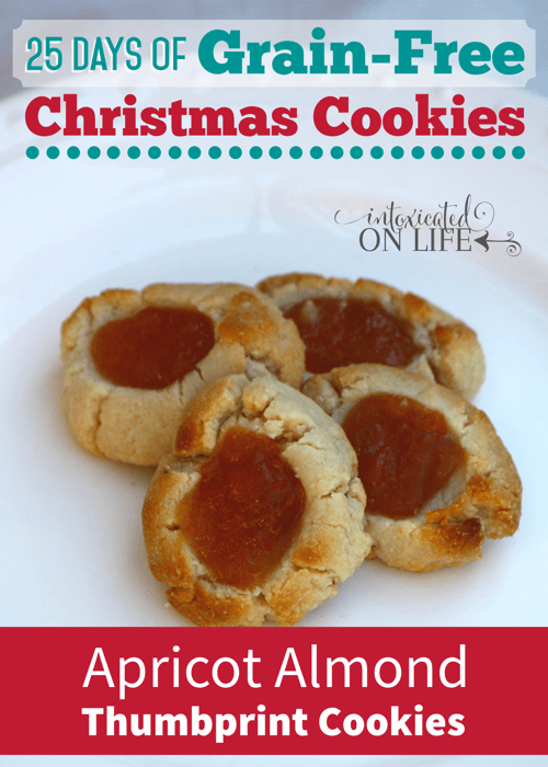 Delicious, melt-in-your-mouth apricot almond thumbprint cookies. Yum!